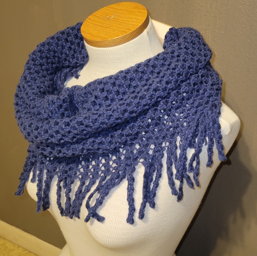 L.I.B Scarf - Picture 2 of 3